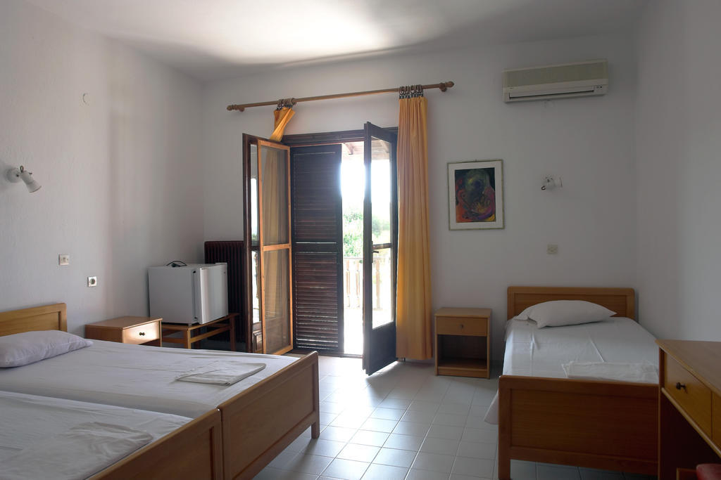 Art Hotel Panorama Pyrgadikia Quarto foto